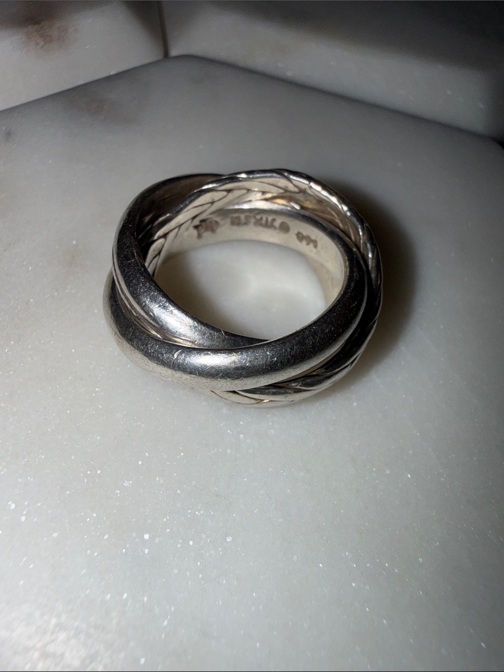 .925 Sterling Silver Interlocking Knot Ring - Silver